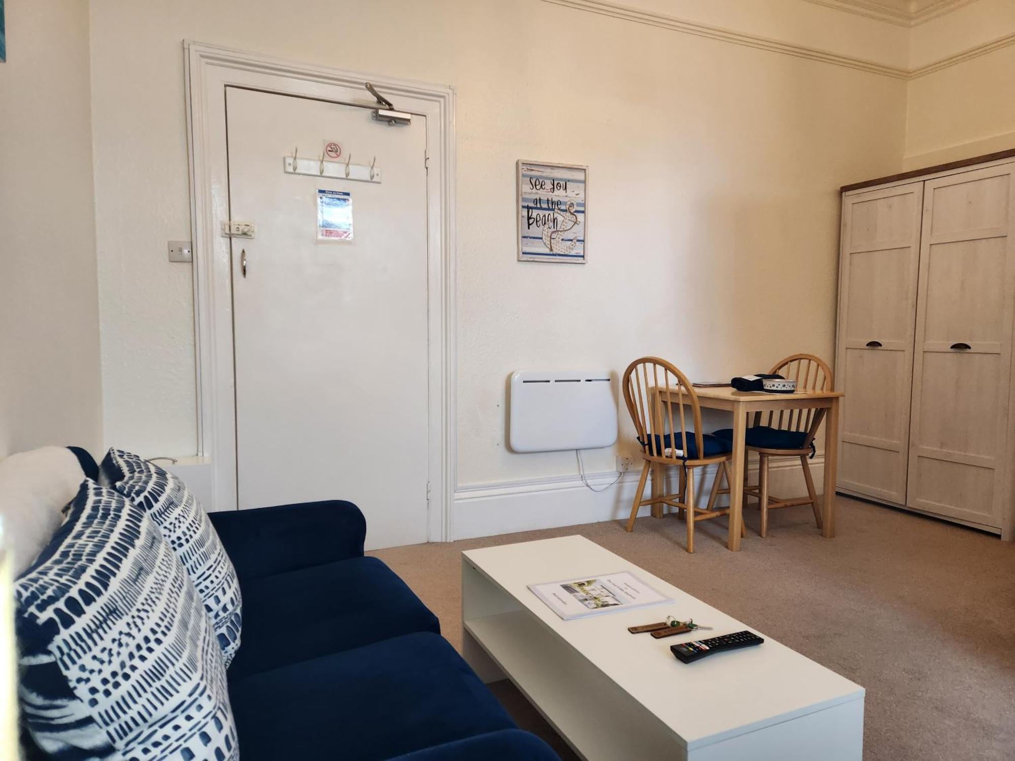 Rose Court Holiday Apartments Торки Екстериор снимка