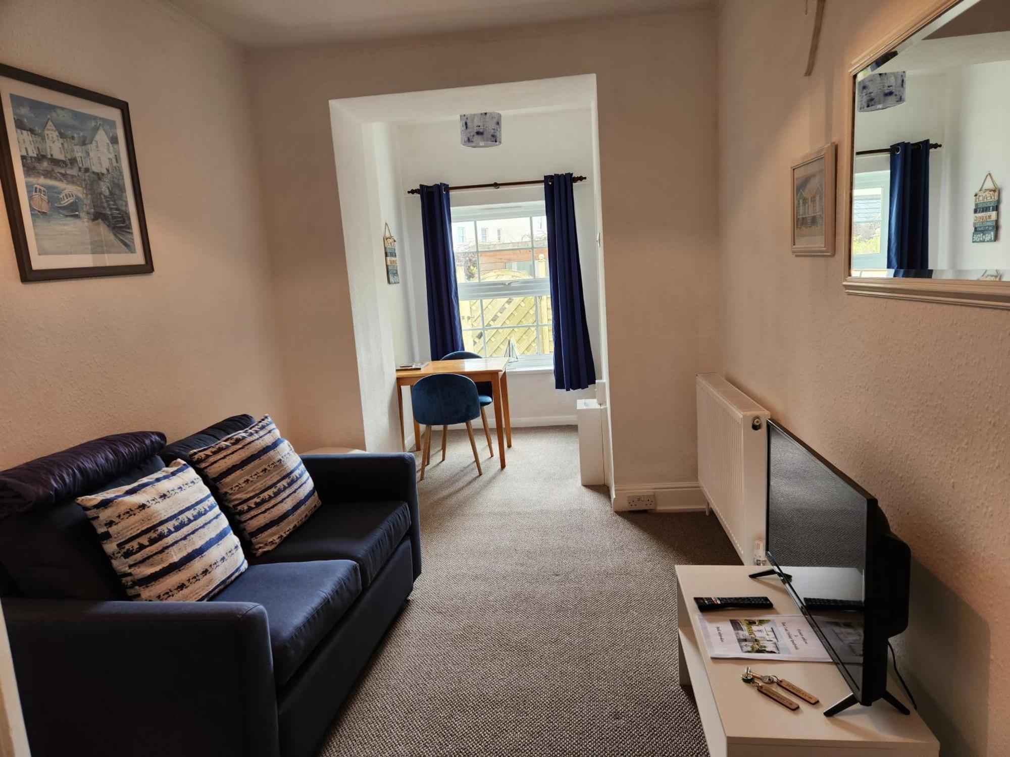 Rose Court Holiday Apartments Торки Екстериор снимка