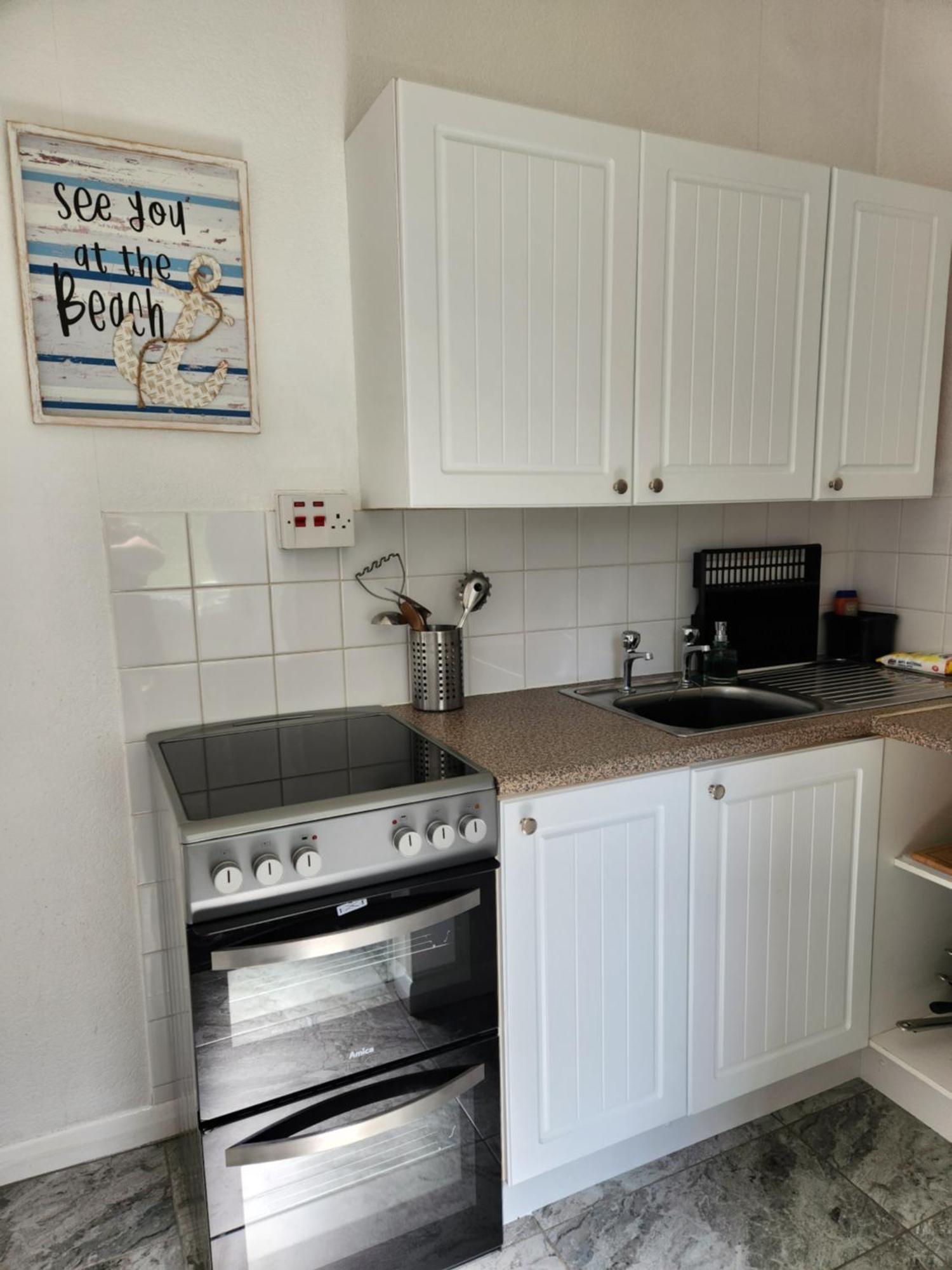 Rose Court Holiday Apartments Торки Екстериор снимка