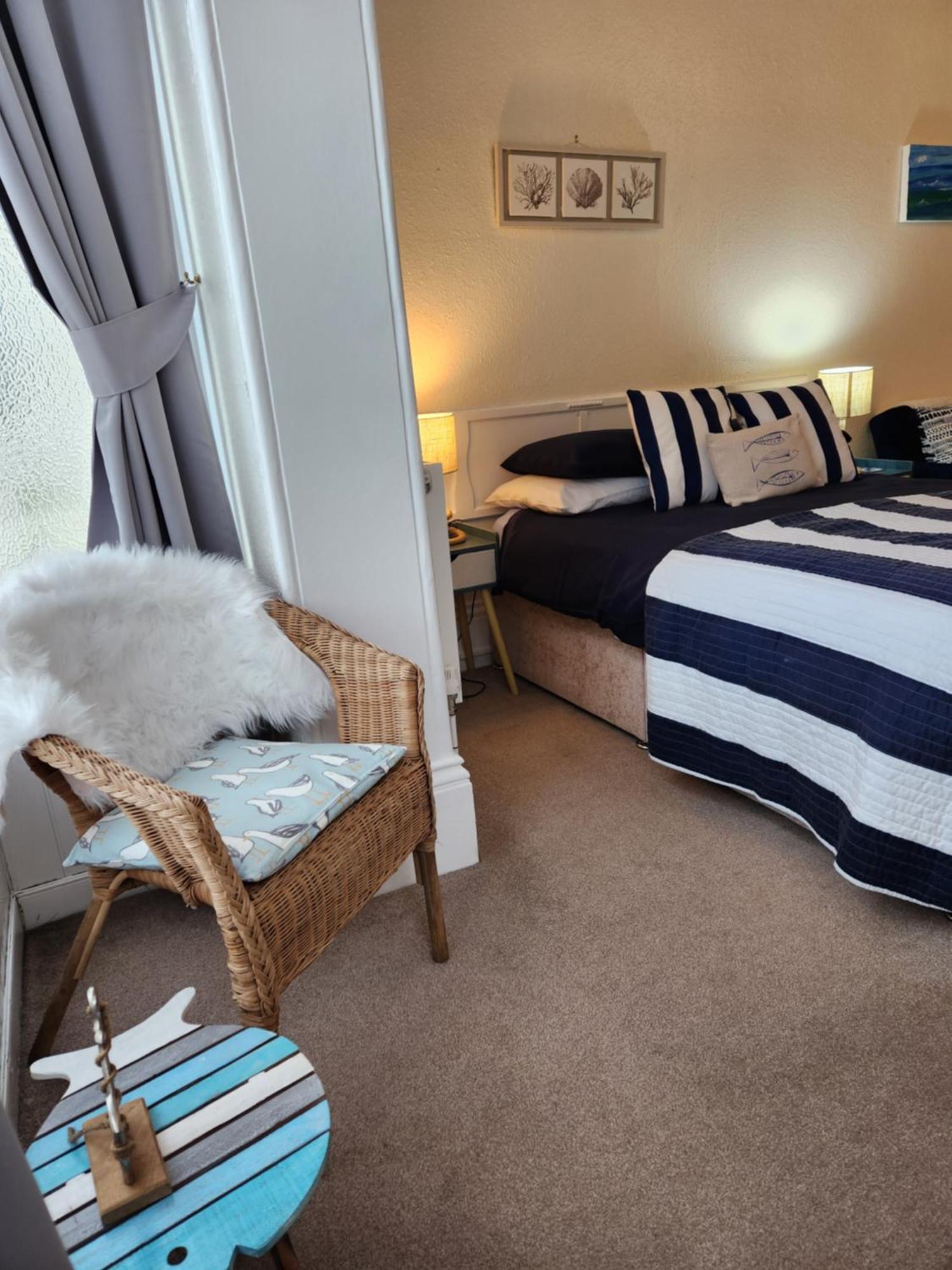 Rose Court Holiday Apartments Торки Екстериор снимка